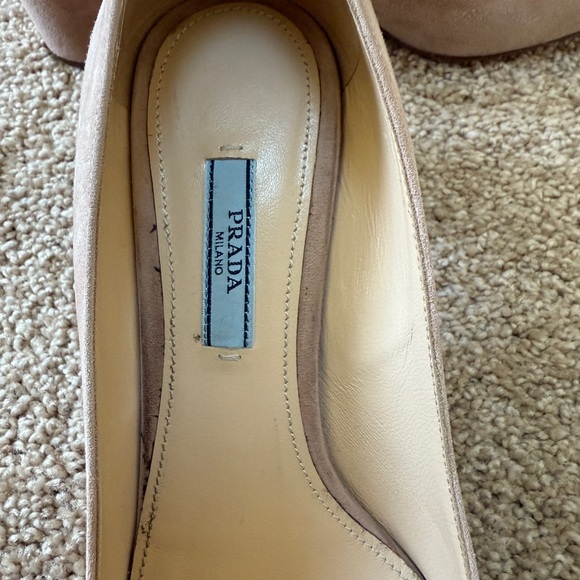 Prada Elegant Tan Women\'s Pumps main image 2